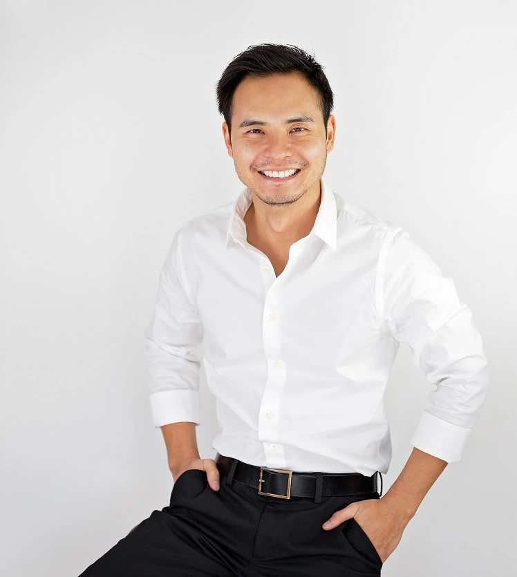 Profile photo of Johnny Chen, digital marketing expert for cosmetic surgery clinics in Houston TX